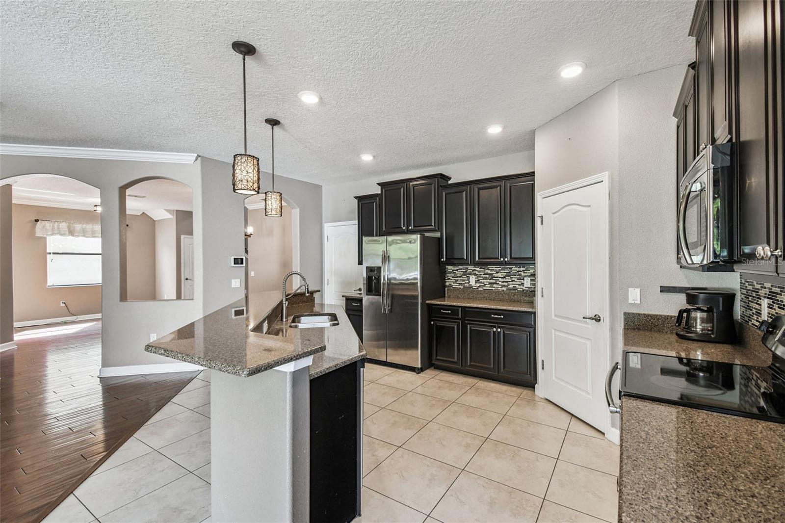 Image 35 of 100 For 11737 Crestridge Loop