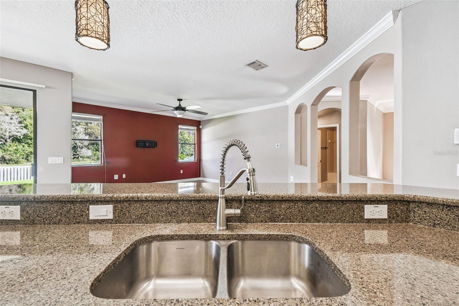 Image 37 of 100 For 11737 Crestridge Loop