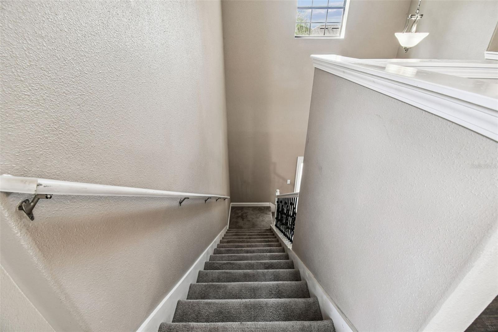 Image 40 of 100 For 11737 Crestridge Loop