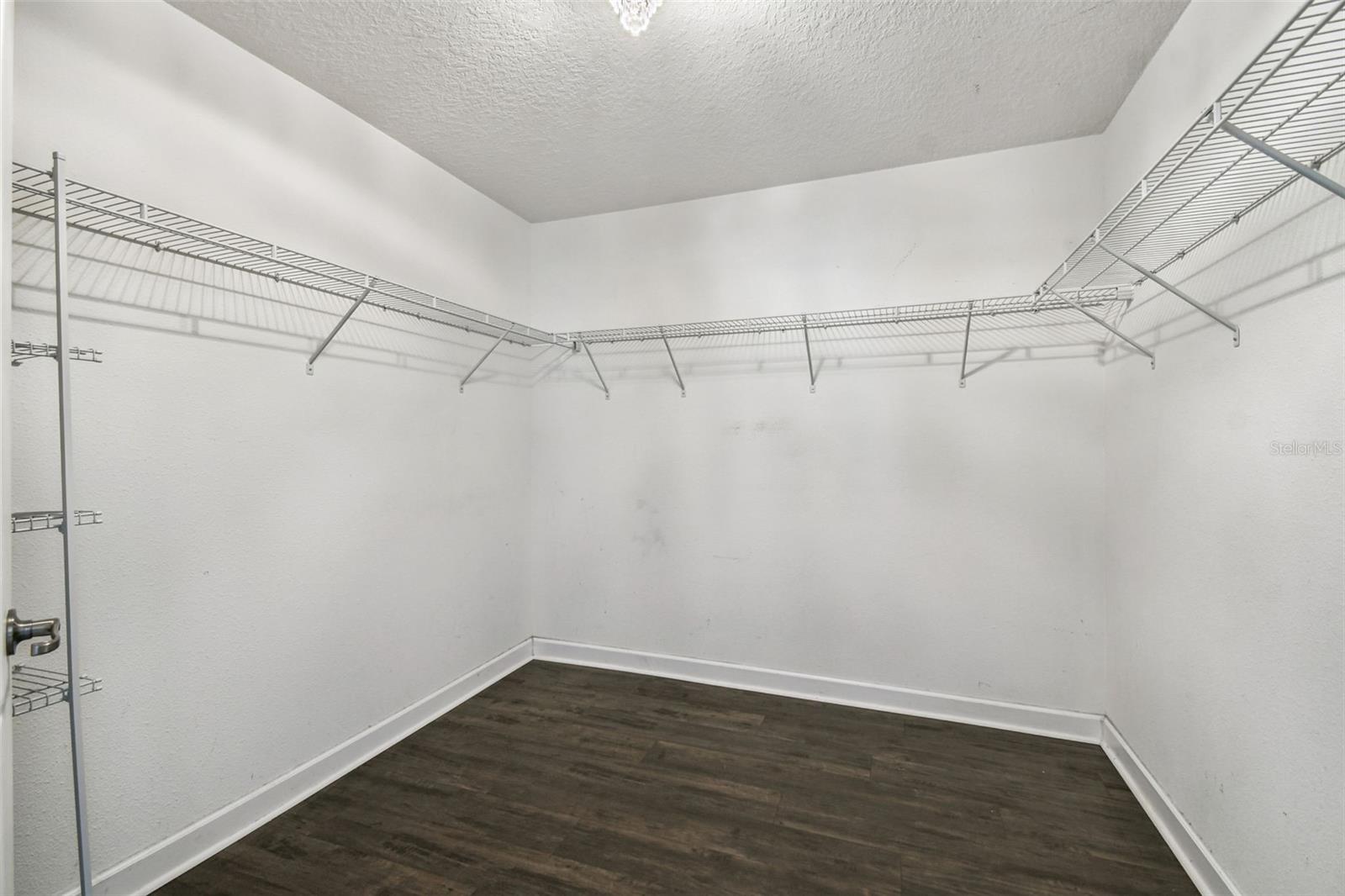 Image 59 of 100 For 11737 Crestridge Loop