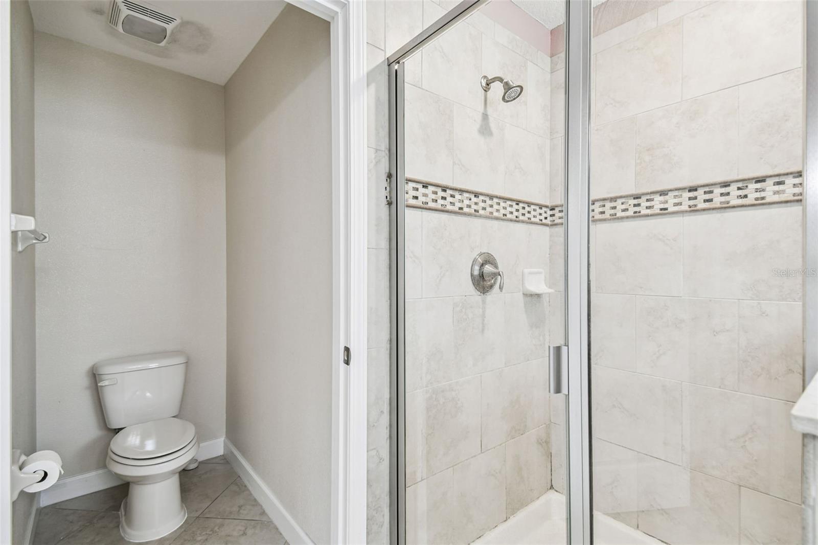 Image 60 of 100 For 11737 Crestridge Loop