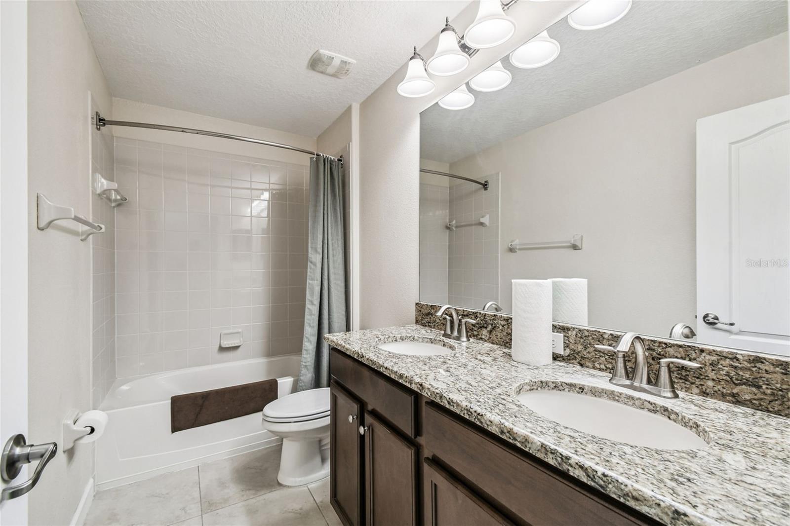 Image 66 of 100 For 11737 Crestridge Loop