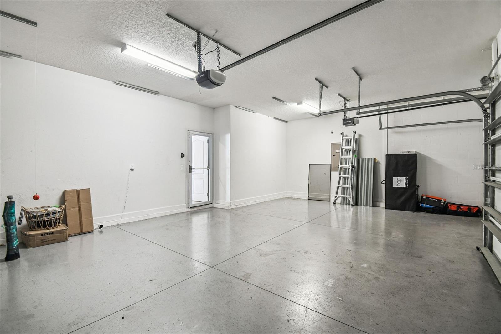 Image 82 of 100 For 11737 Crestridge Loop