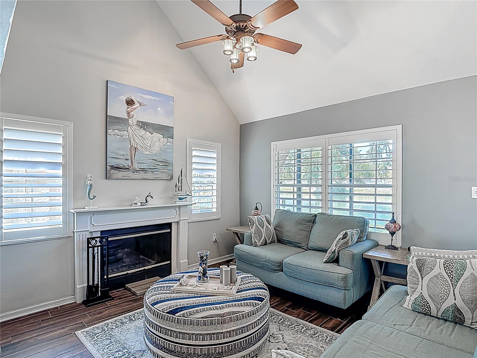 Image 12 of 65 For 3611 Pine Knot Drive .