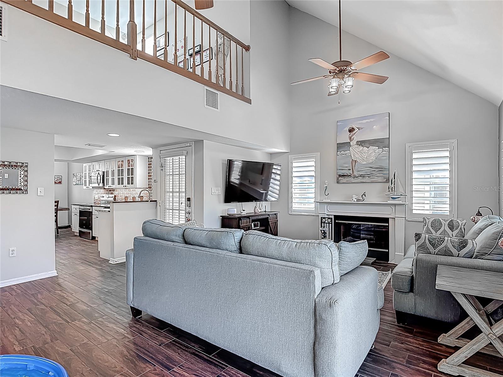 Image 14 of 65 For 3611 Pine Knot Drive .