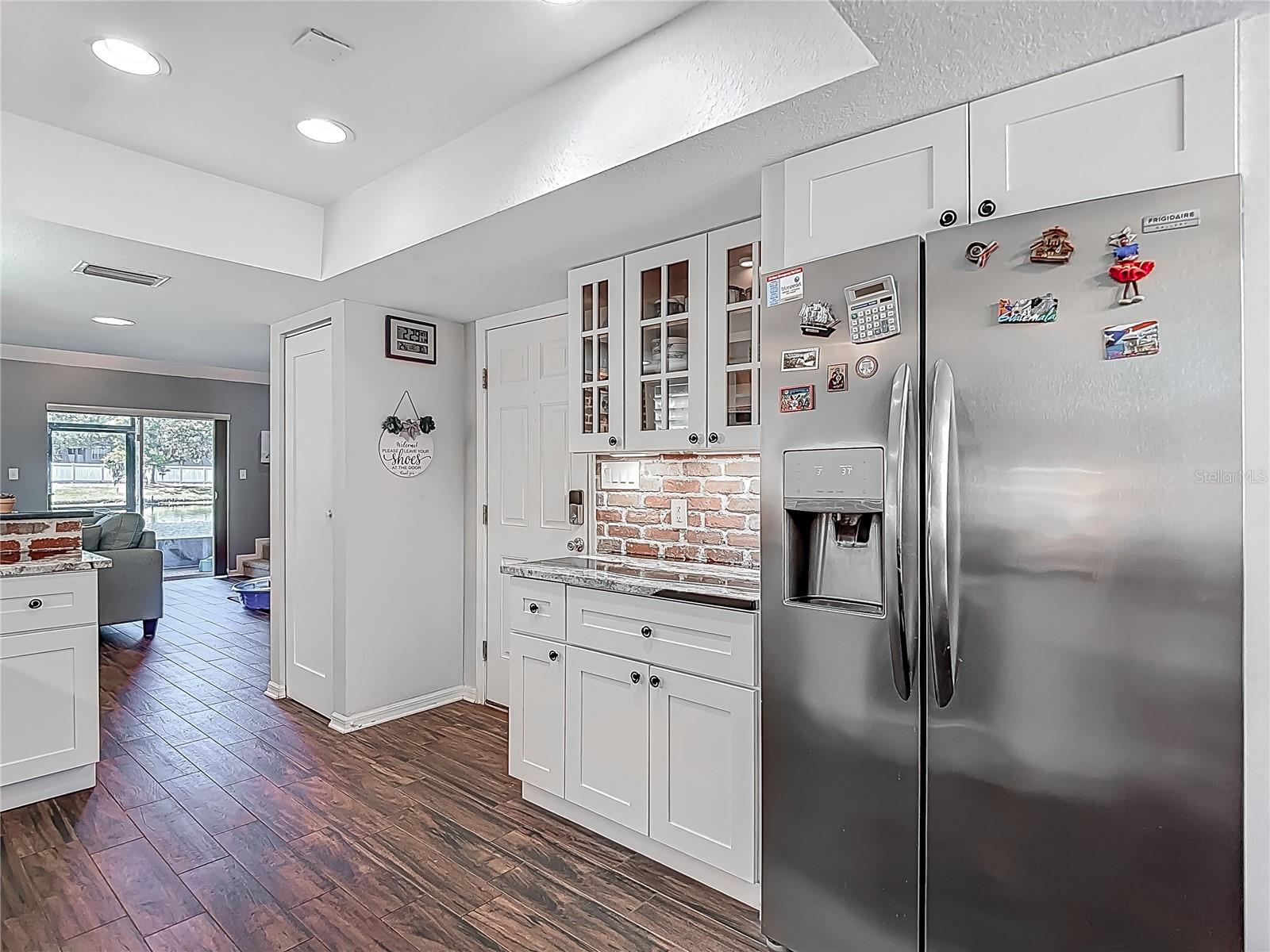 Image 26 of 65 For 3611 Pine Knot Drive .