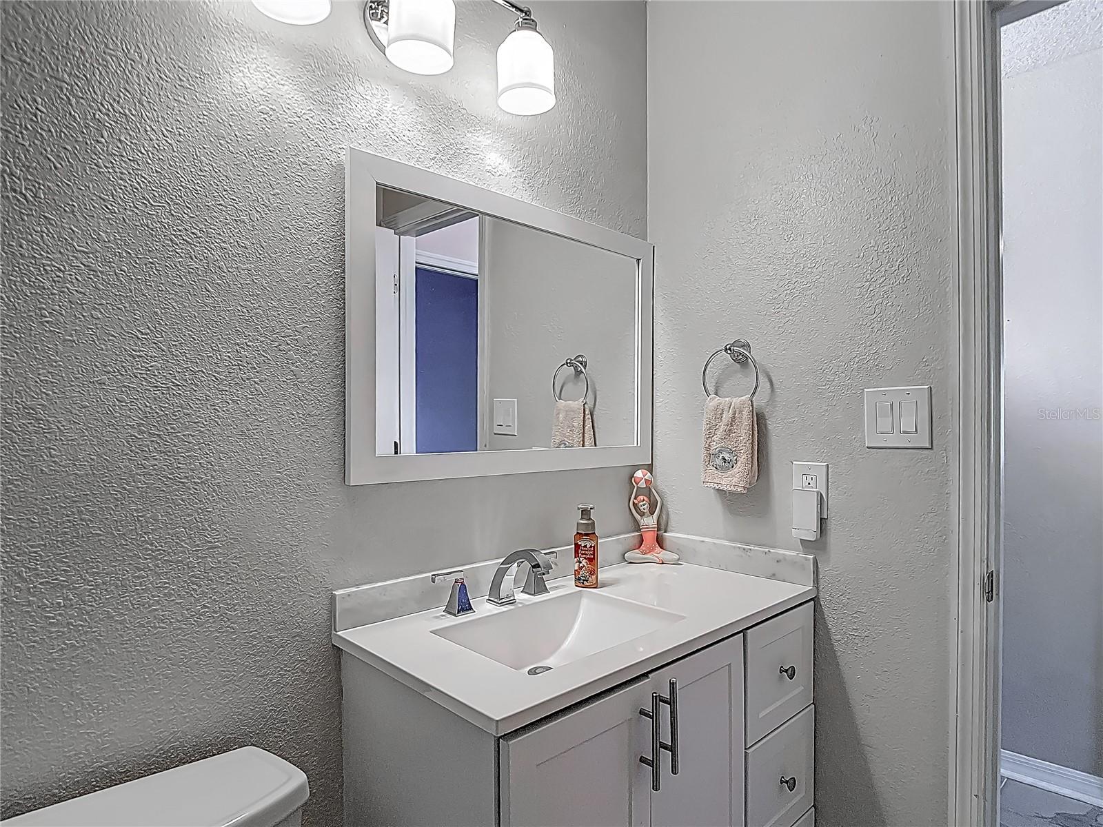 Image 36 of 65 For 3611 Pine Knot Drive .