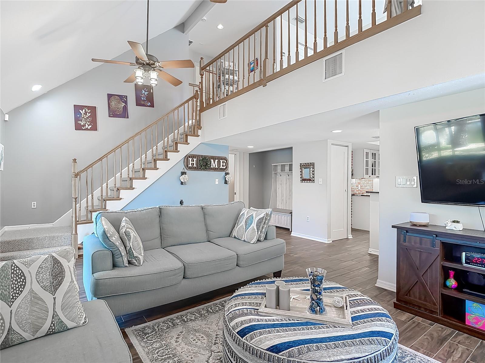 Image 9 of 65 For 3611 Pine Knot Drive .