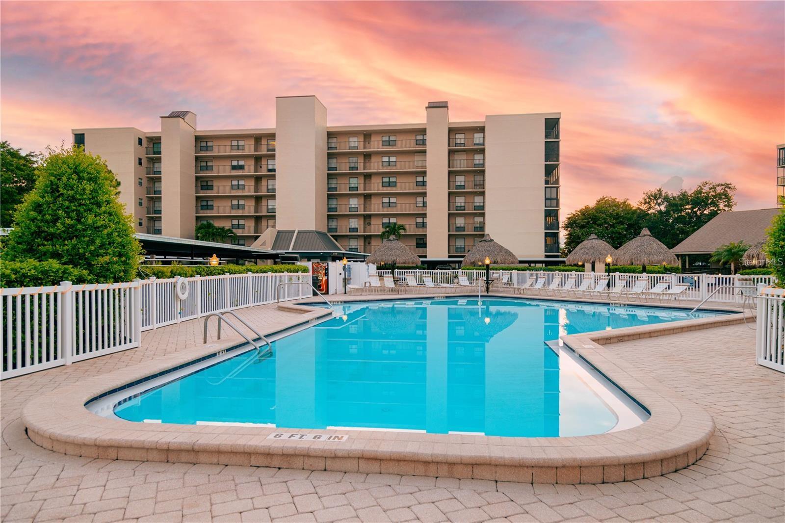 Image 15 of 16 For 2900 Cove Cay Drive 2f