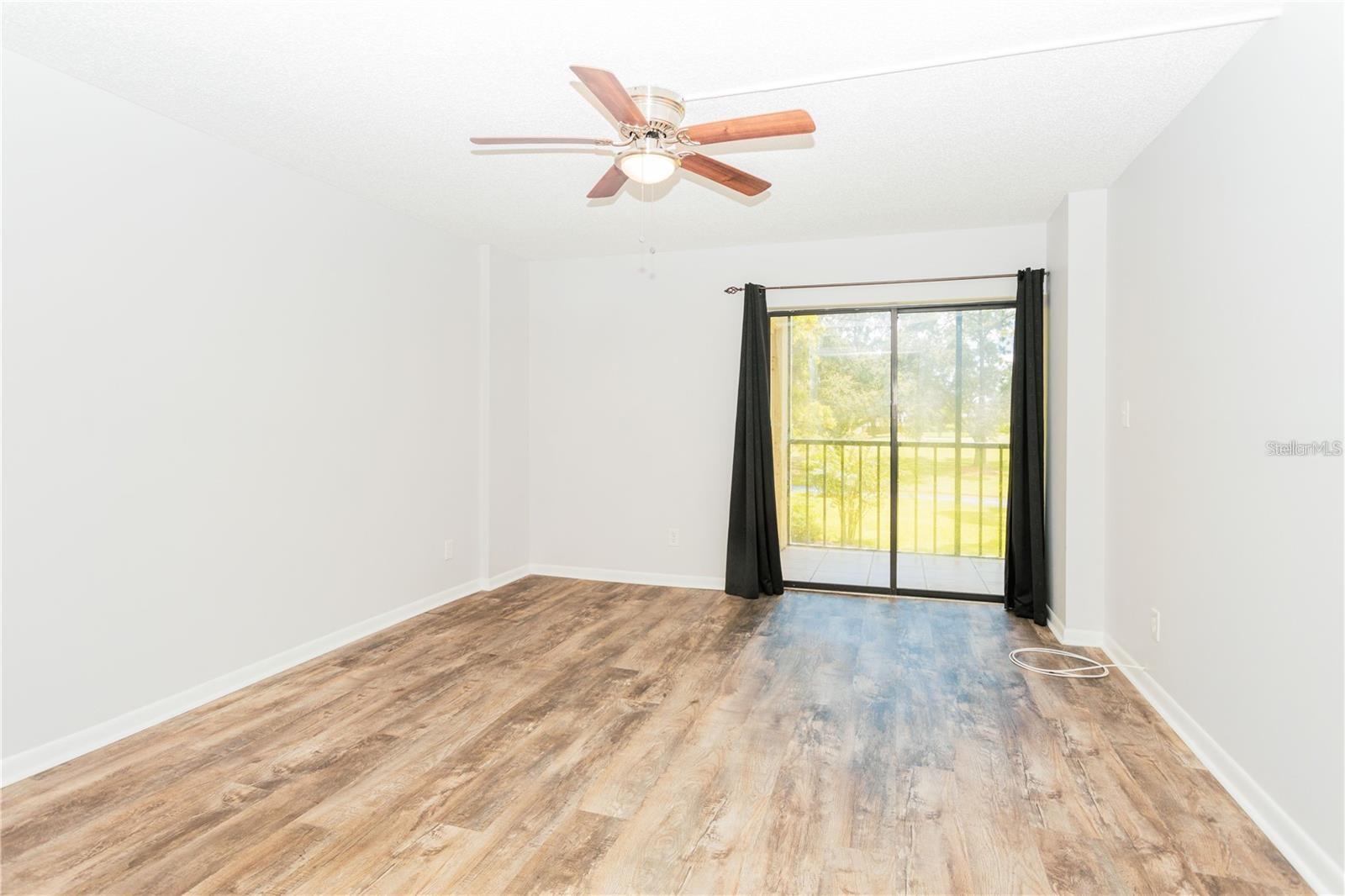 Image 7 of 16 For 2900 Cove Cay Drive 2f