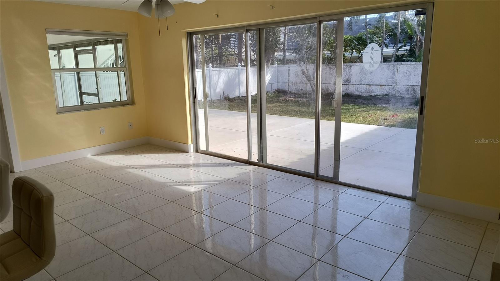 Image 8 of 12 For 3005 Gulf Boulevard