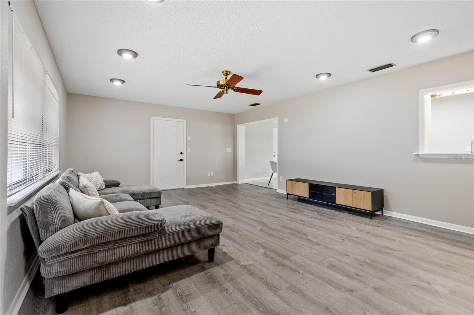 Image 16 of 35 For 2700 67th Street N