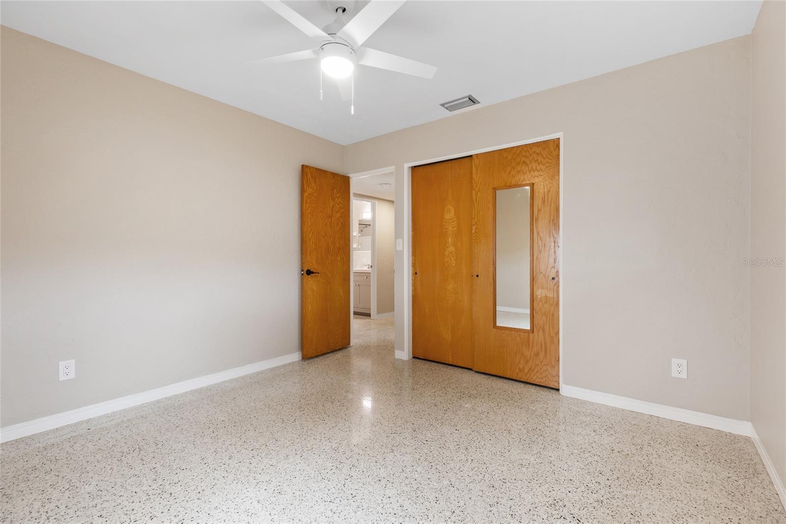 Image 25 of 35 For 2700 67th Street N