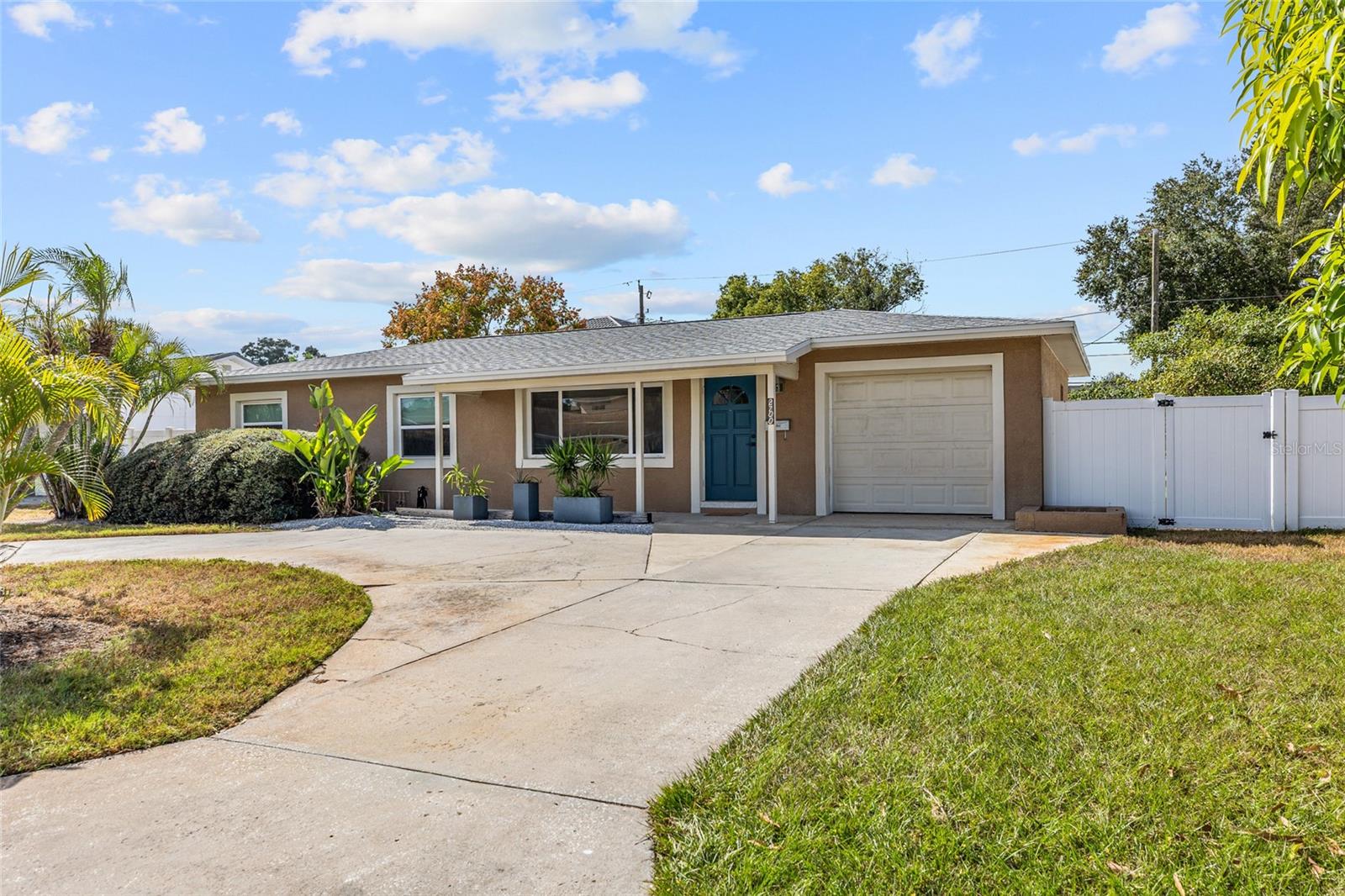 Image 3 of 35 For 2700 67th Street N