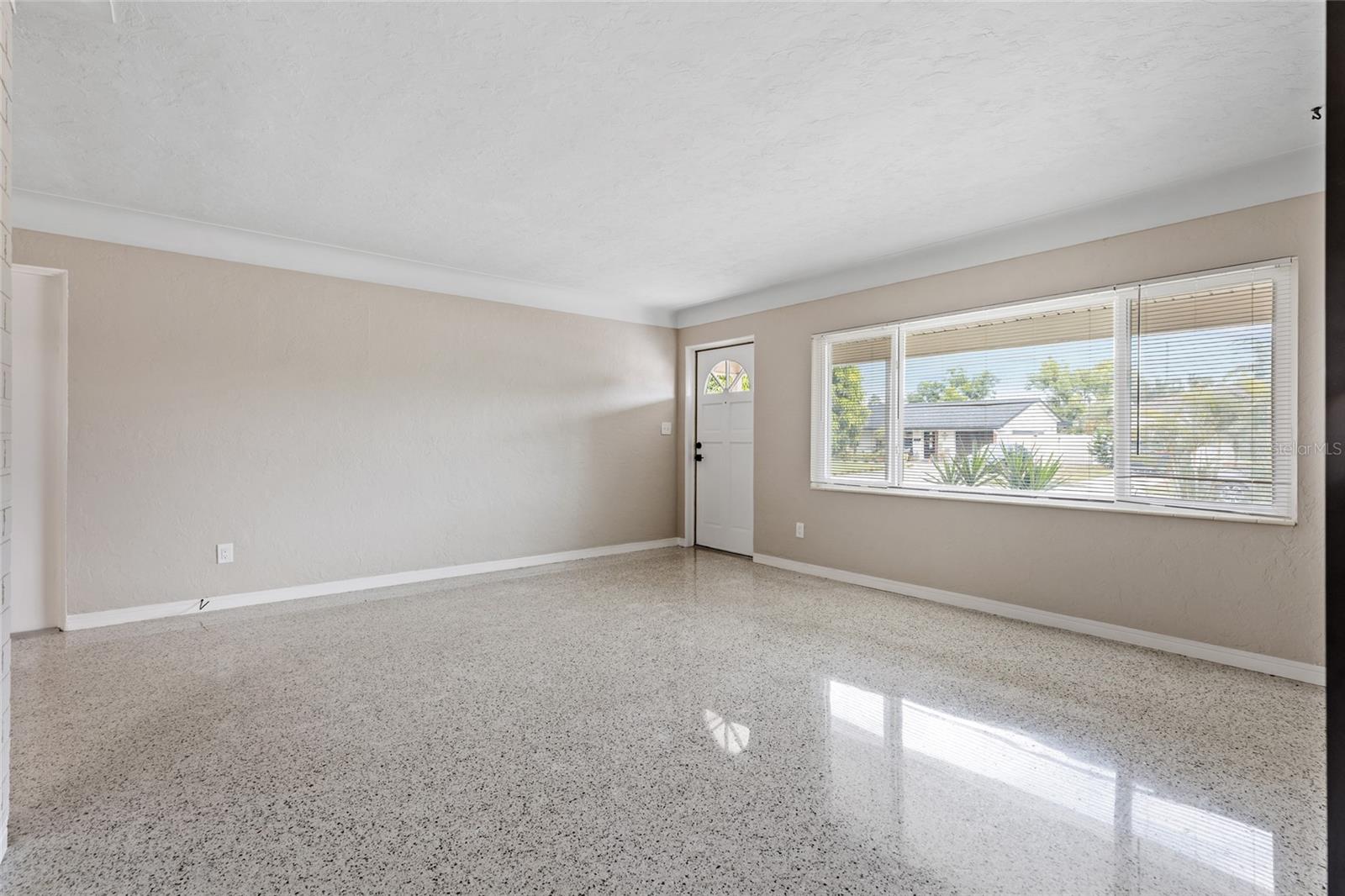 Image 8 of 35 For 2700 67th Street N