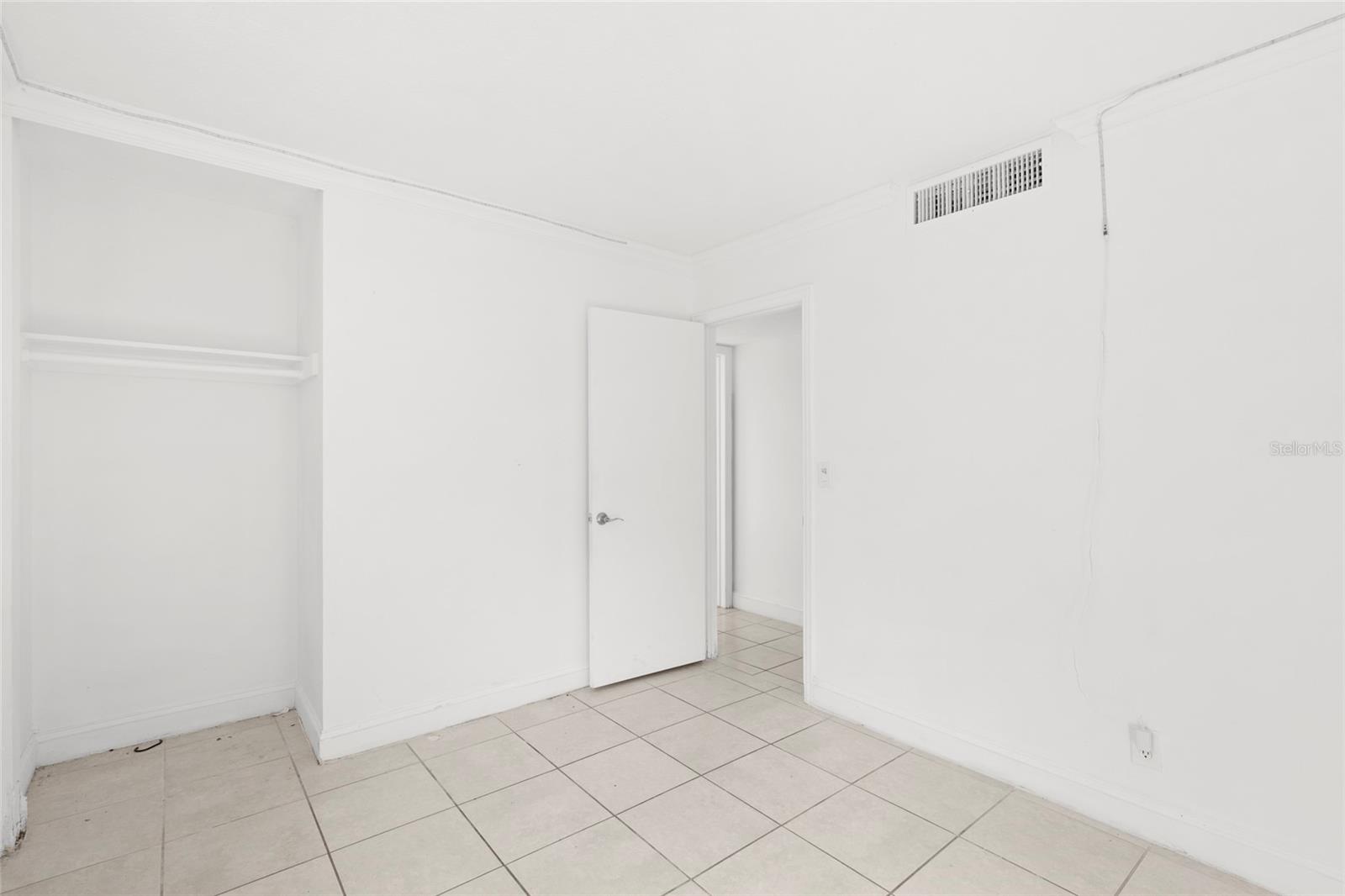 Image 17 of 22 For 817 Lighthouse Drive Unit C