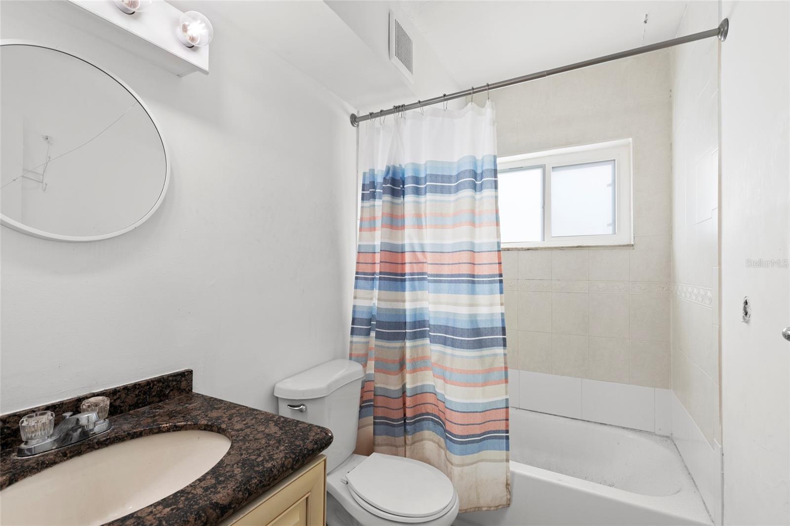 Image 18 of 22 For 817 Lighthouse Drive Unit C