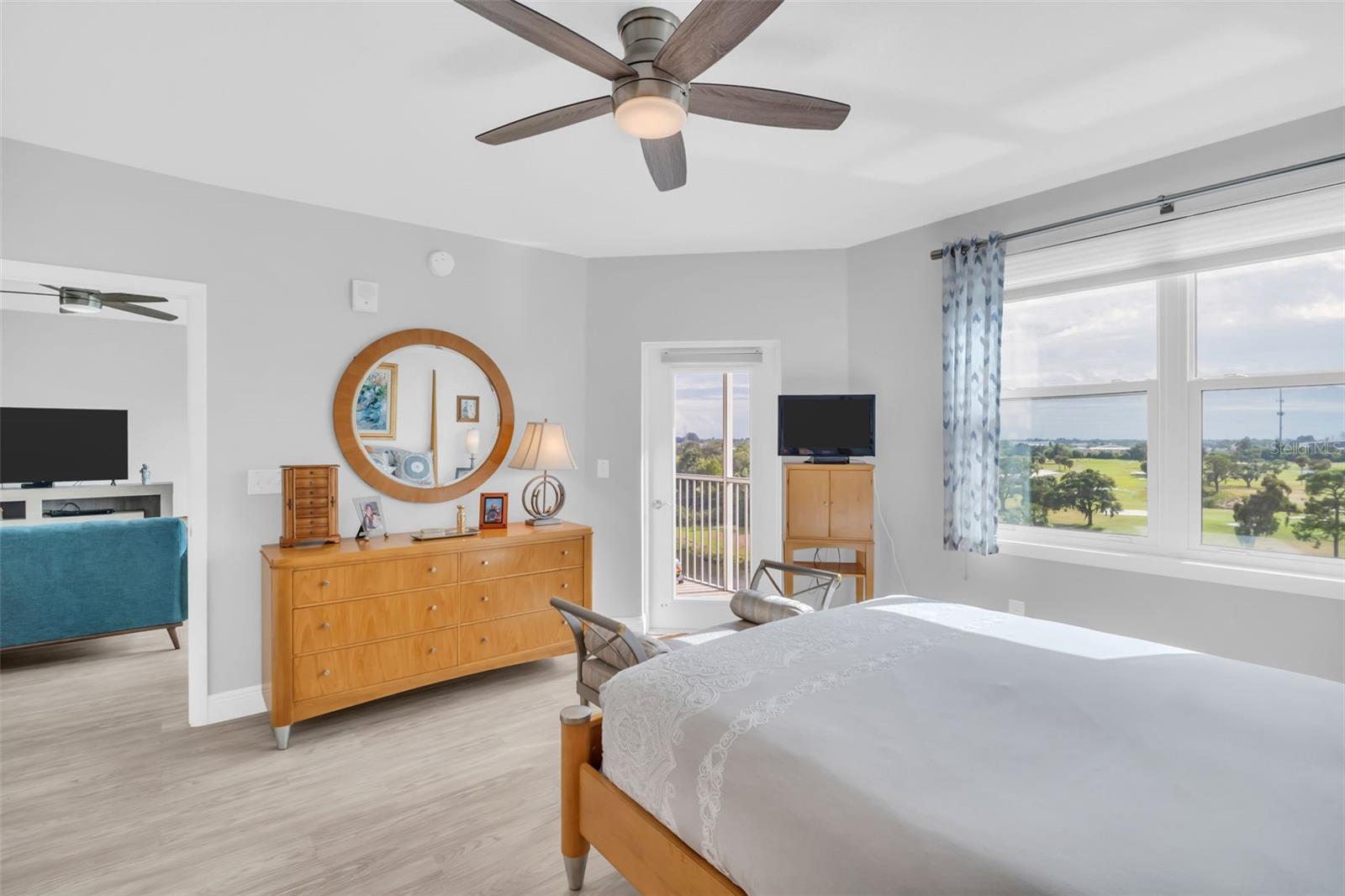 Image 17 of 36 For 960 Starkey Road 7505