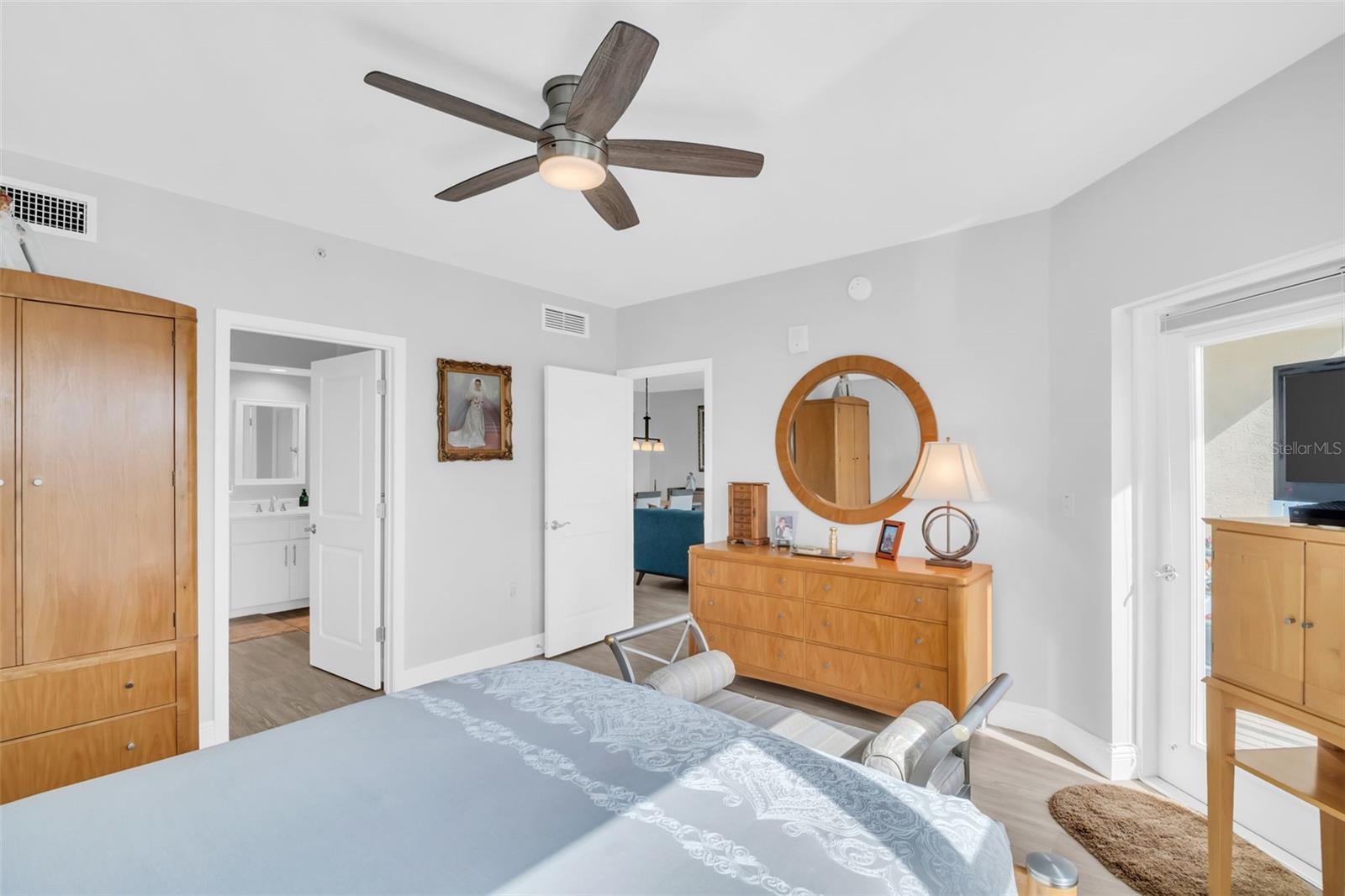 Image 18 of 36 For 960 Starkey Road 7505