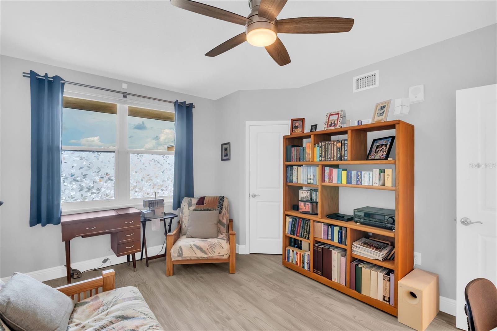 Image 25 of 36 For 960 Starkey Road 7505