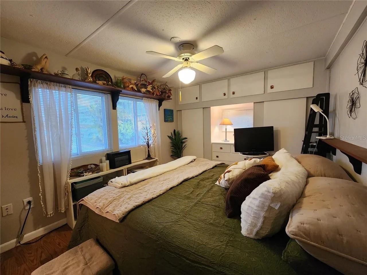 Image 10 of 23 For 236 Carol Drive 236