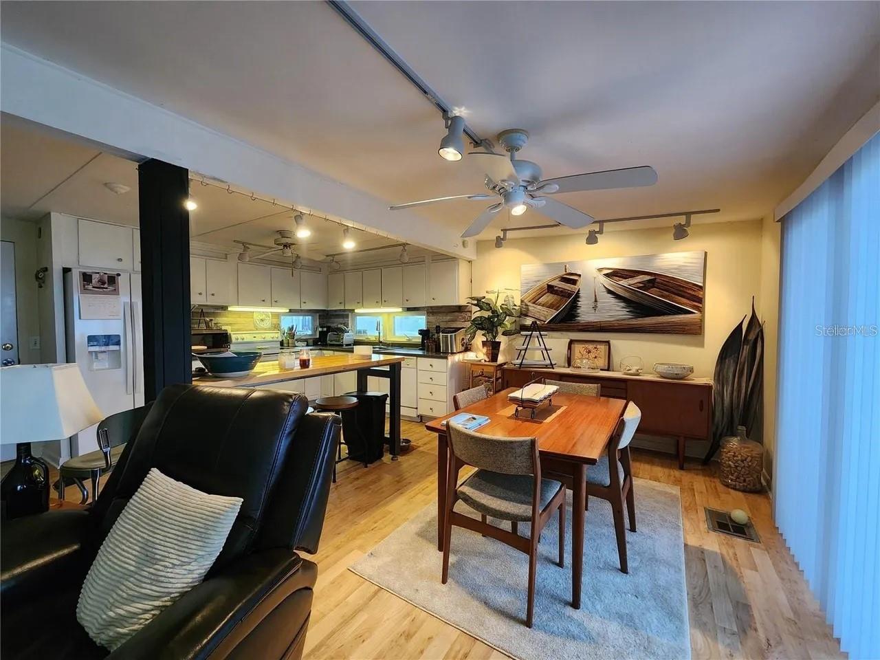 Image 5 of 23 For 236 Carol Drive 236