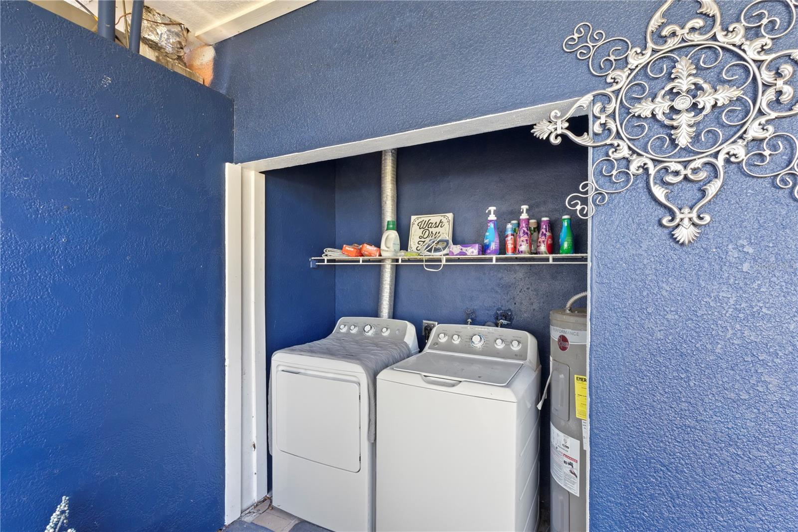 Image 26 of 40 For 6023 Santa Monica Drive