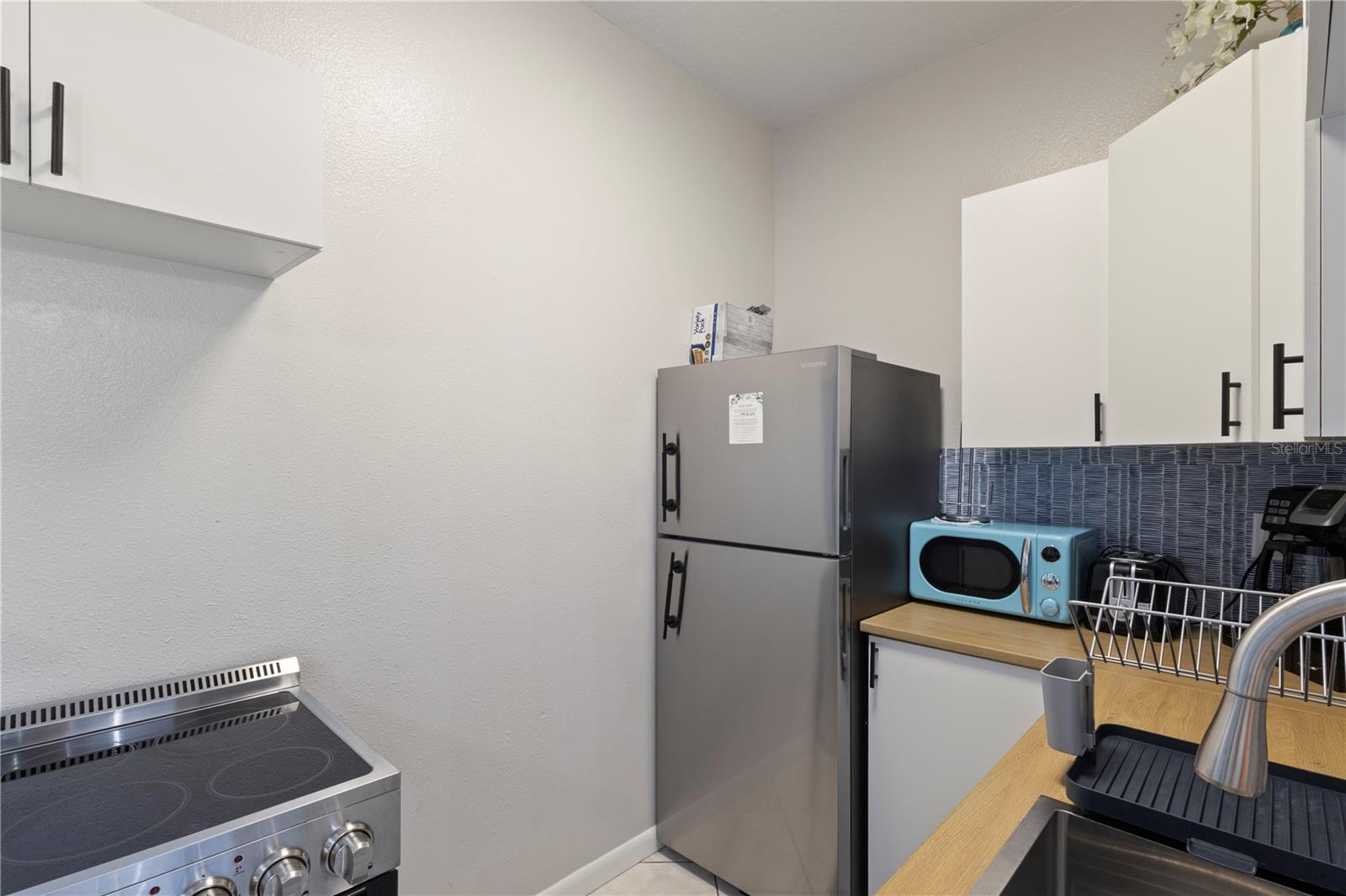 Image 34 of 40 For 6023 Santa Monica Drive