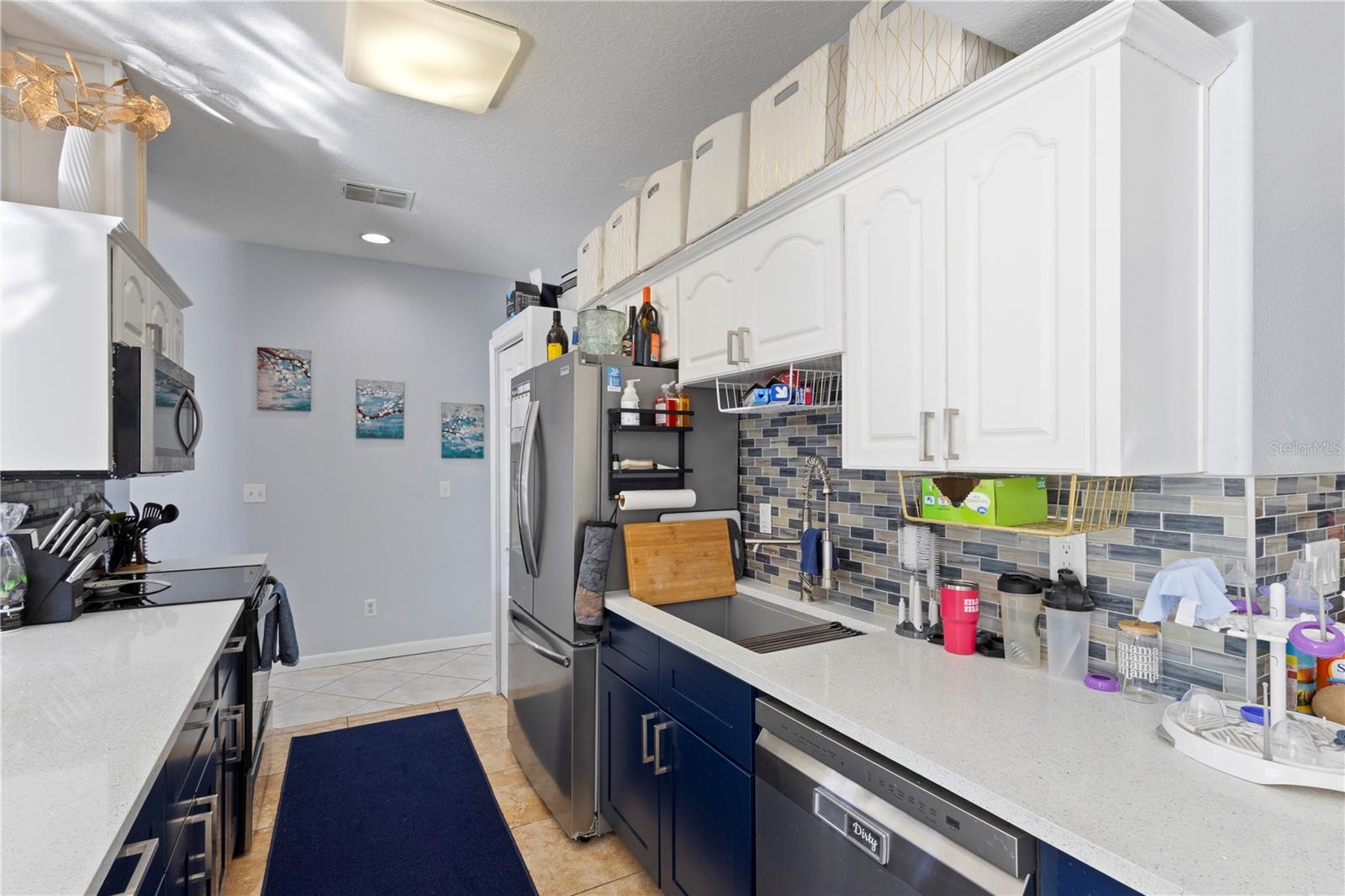 Image 7 of 40 For 6023 Santa Monica Drive