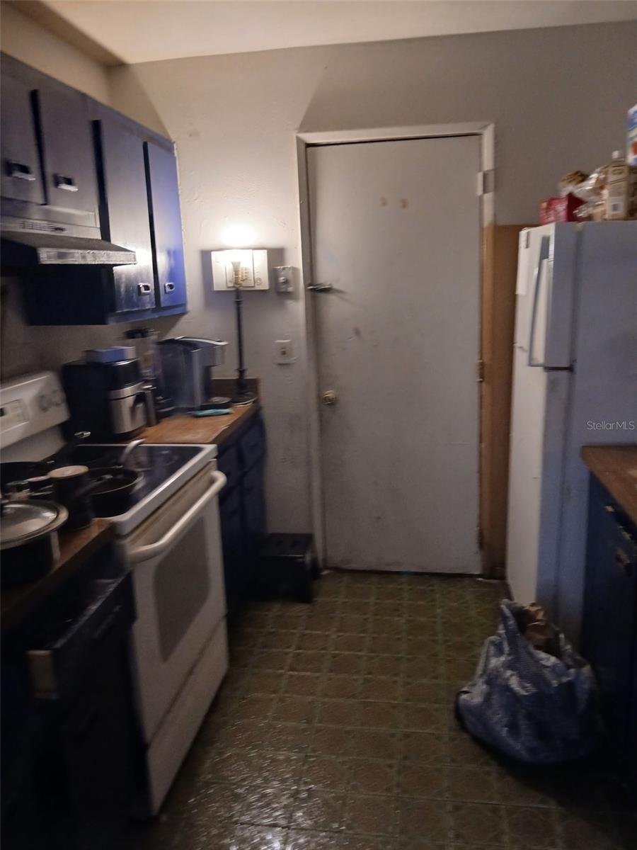 Image 2 of 35 For 1591 1st Street