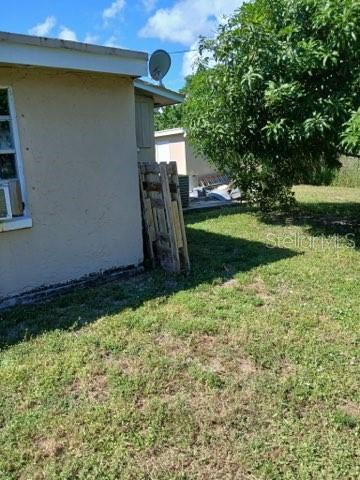 Image 4 of 35 For 1591 1st Street