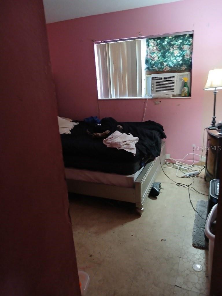 Image 5 of 35 For 1591 1st Street