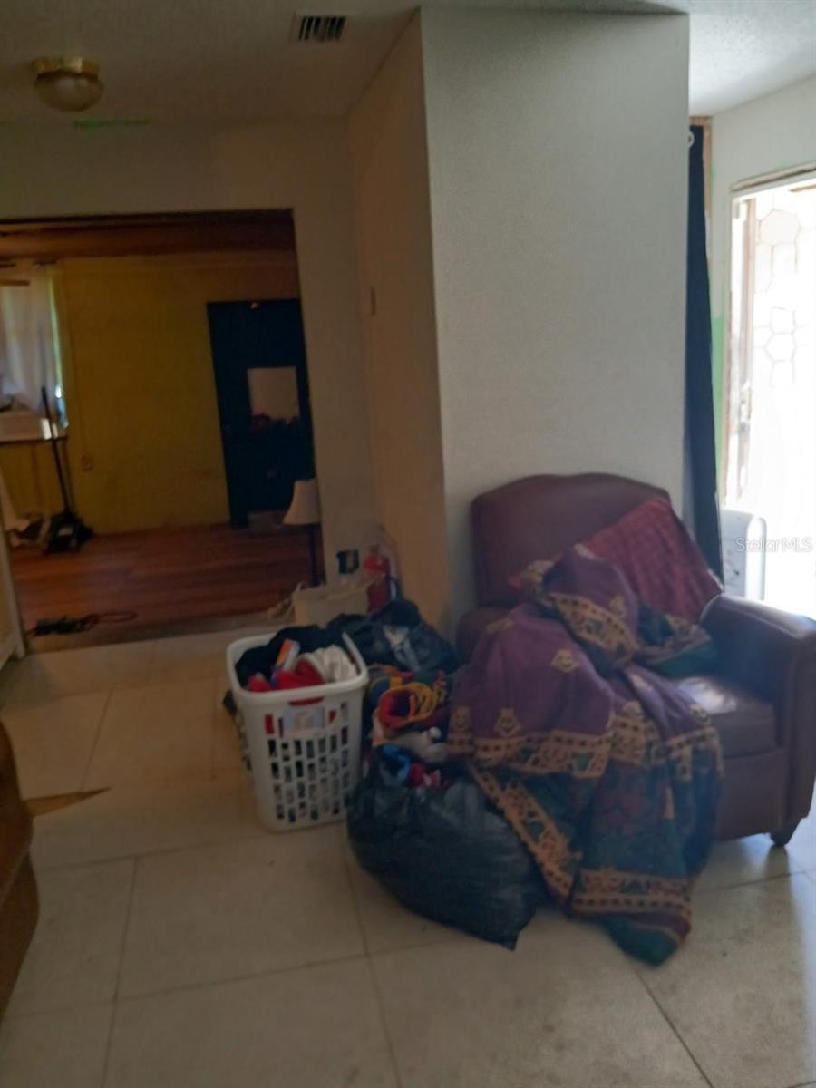 Image 7 of 35 For 1591 1st Street