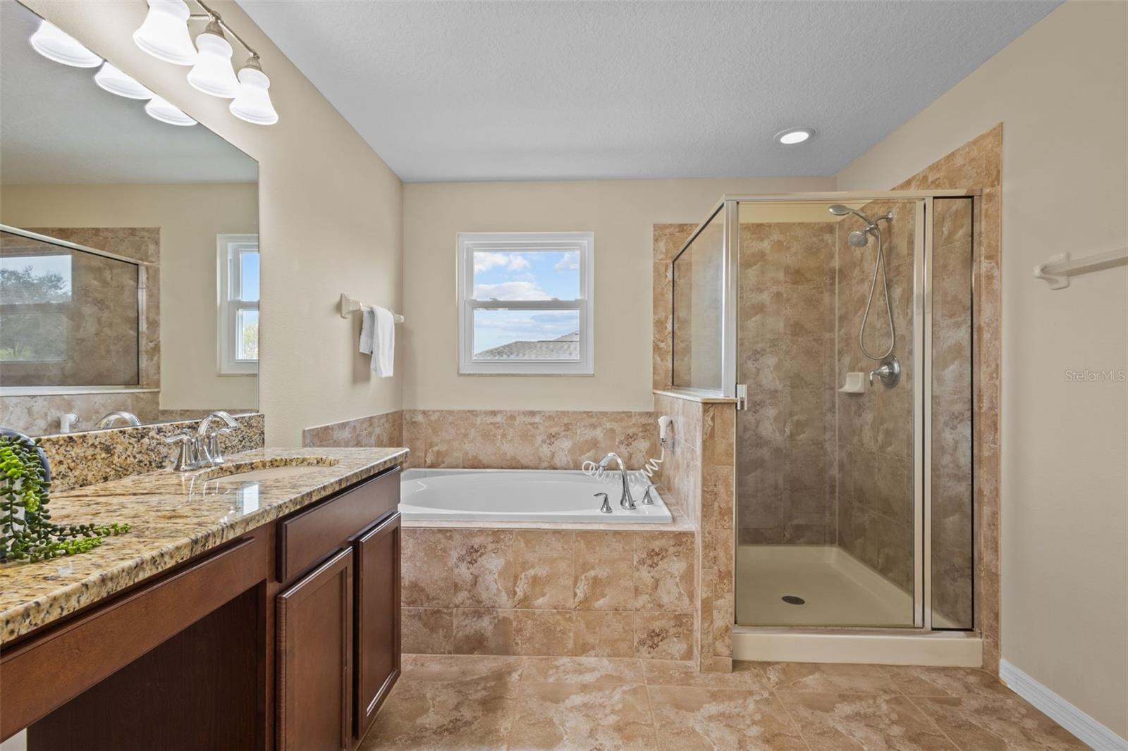 Image 18 of 32 For 12325 Prairie Valley Lane