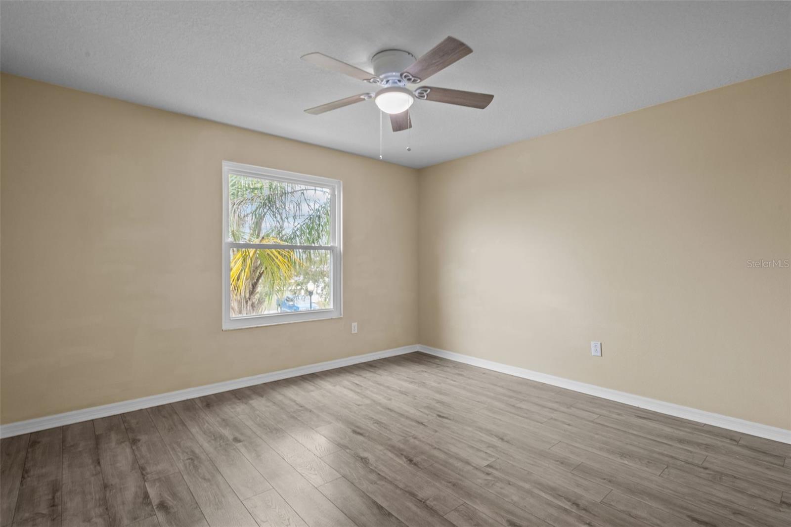 Image 25 of 32 For 12325 Prairie Valley Lane