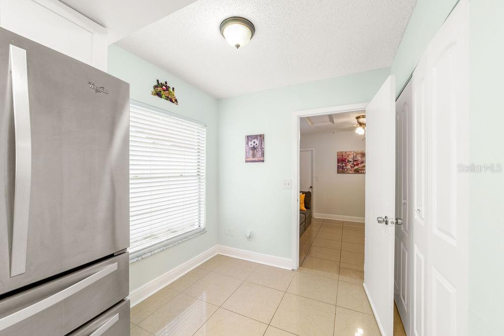 Image 12 of 53 For 9020 Dixiana Villa Circle