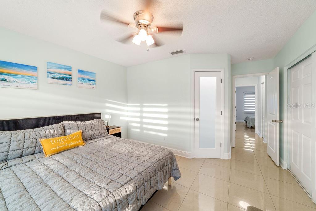 Image 21 of 53 For 9020 Dixiana Villa Circle