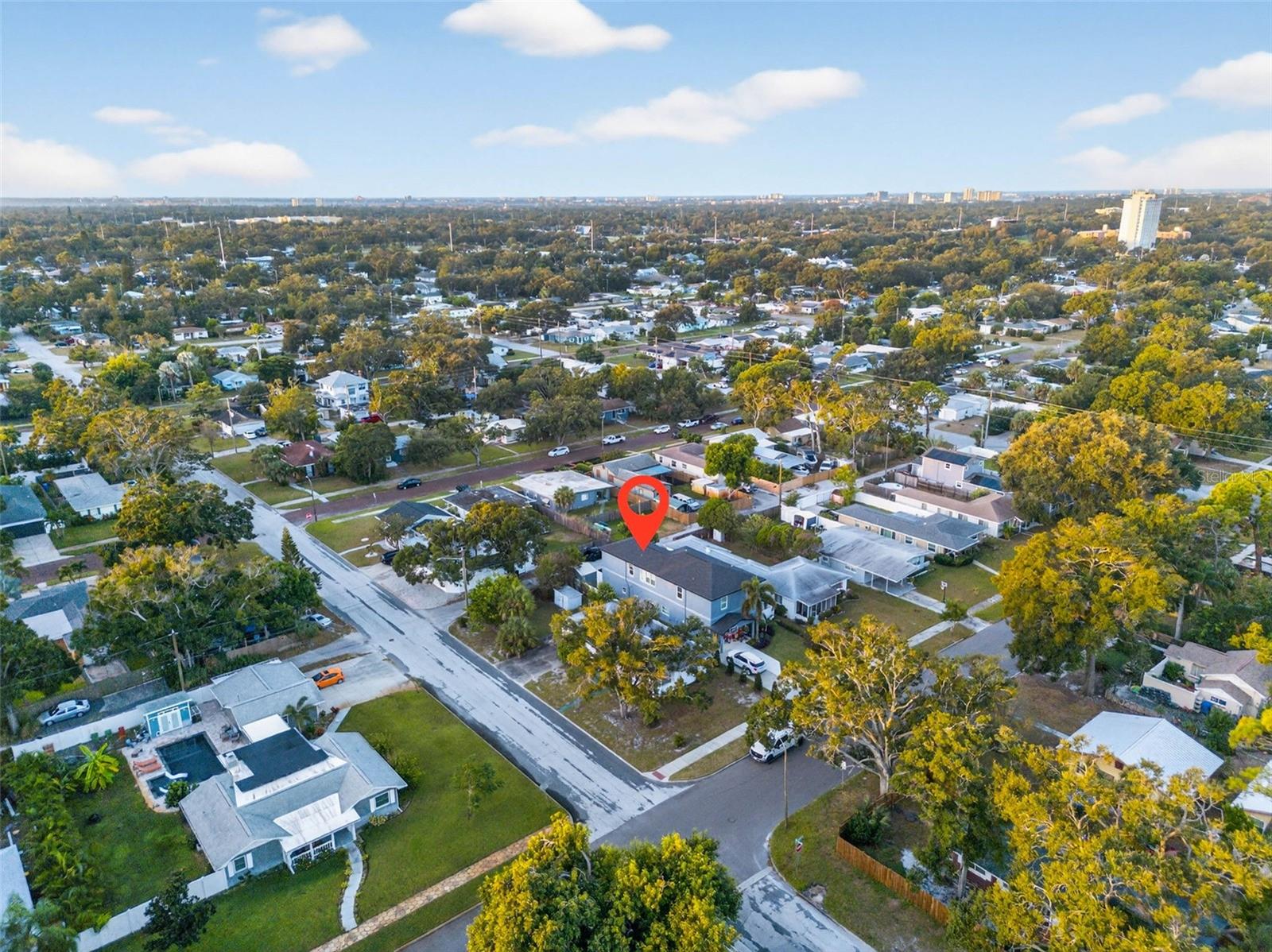 Image 16 of 17 For 5310 Dartmouth Avenue N