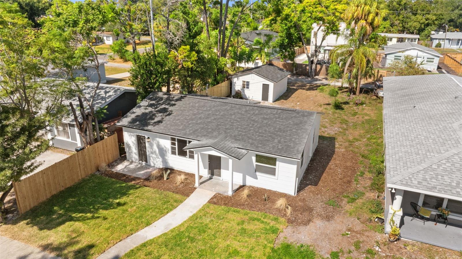 Image 18 of 24 For 5035 4th Avenue S