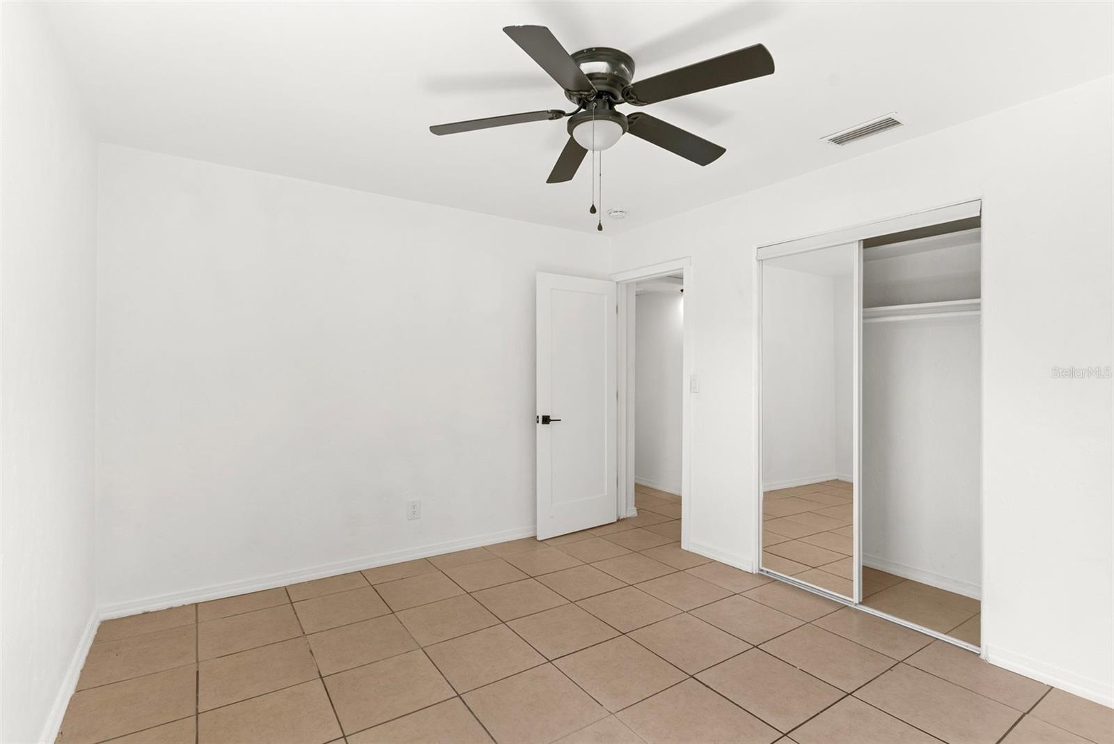 Image 8 of 24 For 5035 4th Avenue S