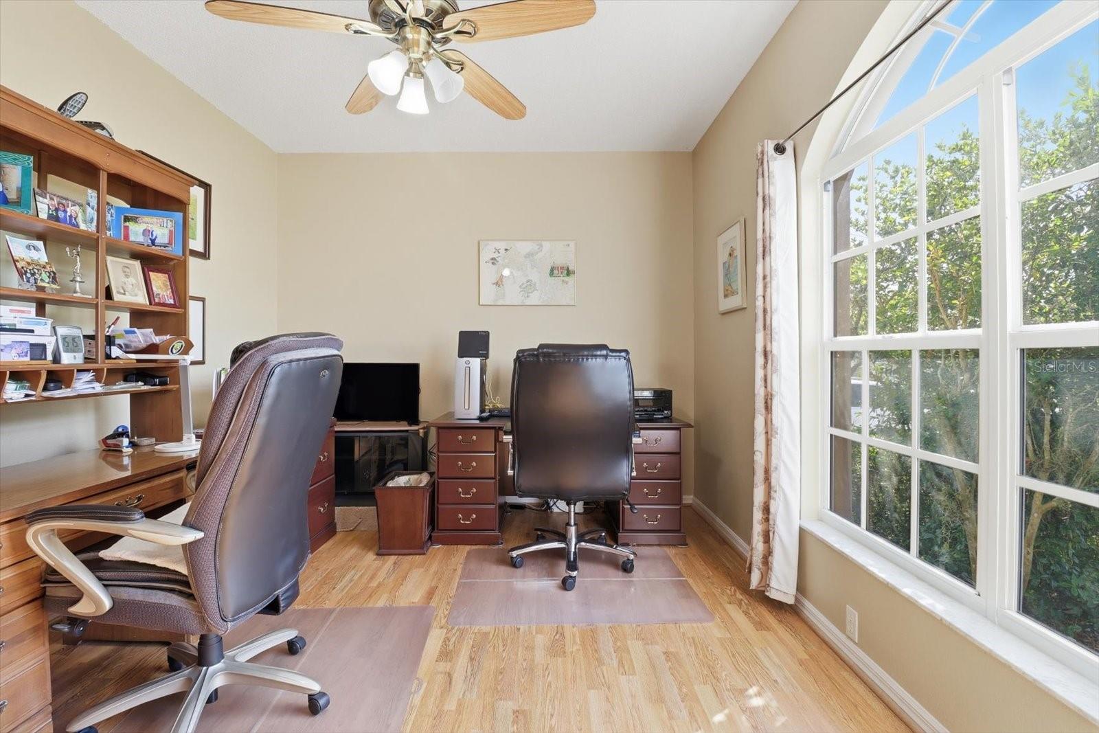 Image 10 of 48 For 63 Youngtree Point