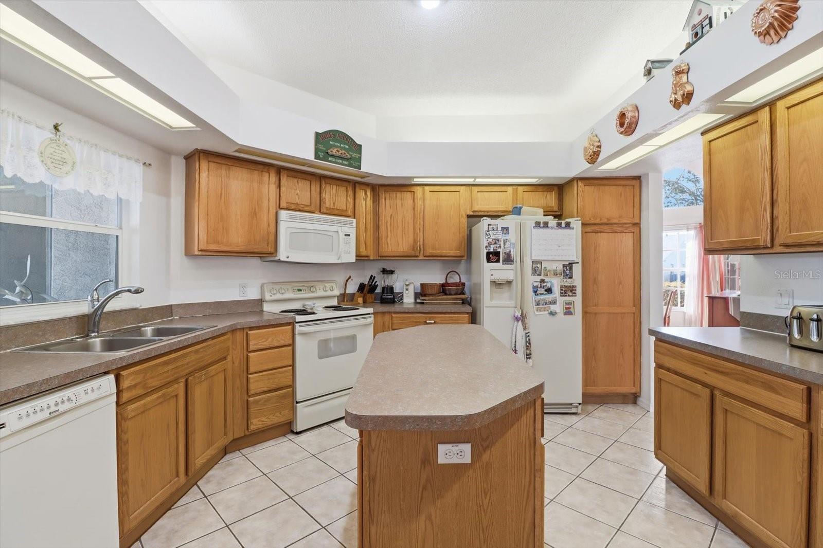 Image 14 of 48 For 63 Youngtree Point