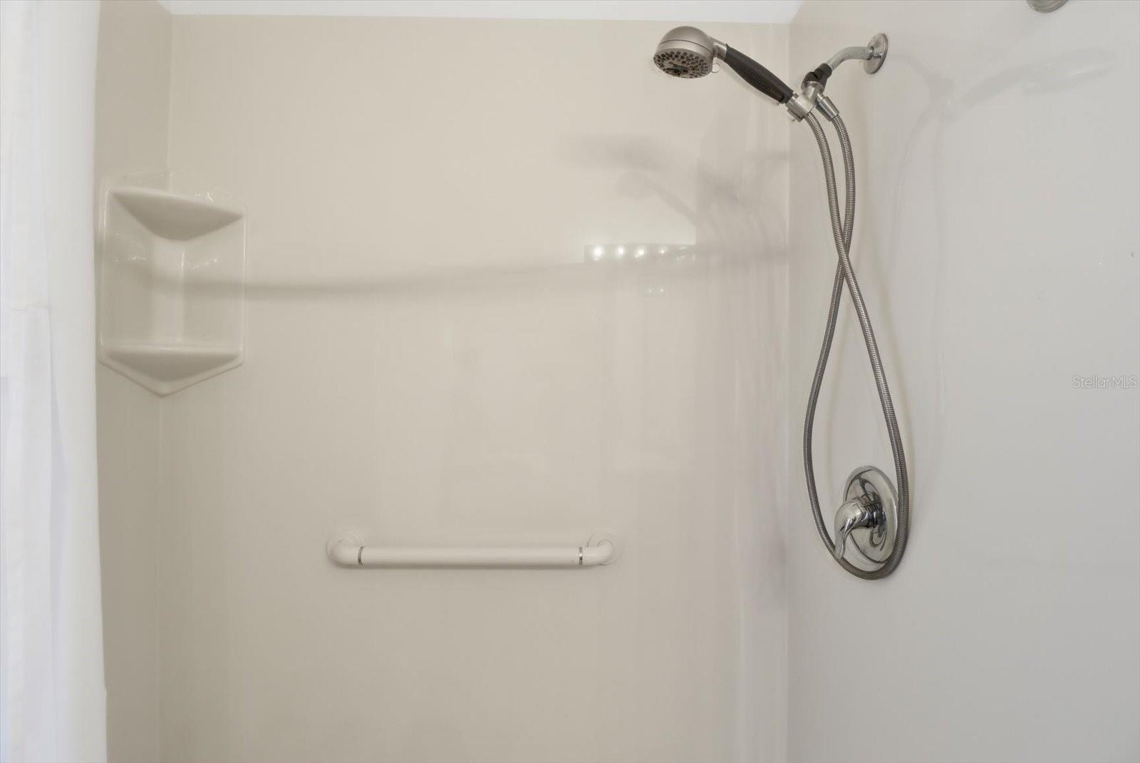 Image 30 of 48 For 63 Youngtree Point