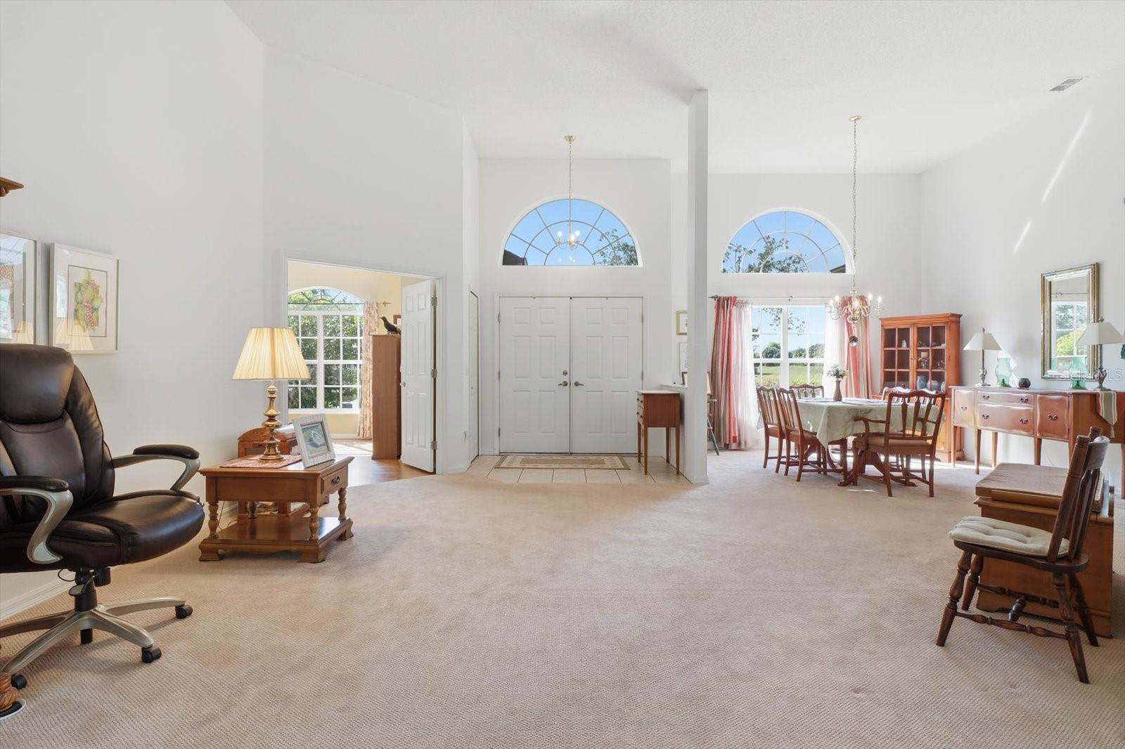 Image 7 of 48 For 63 Youngtree Point