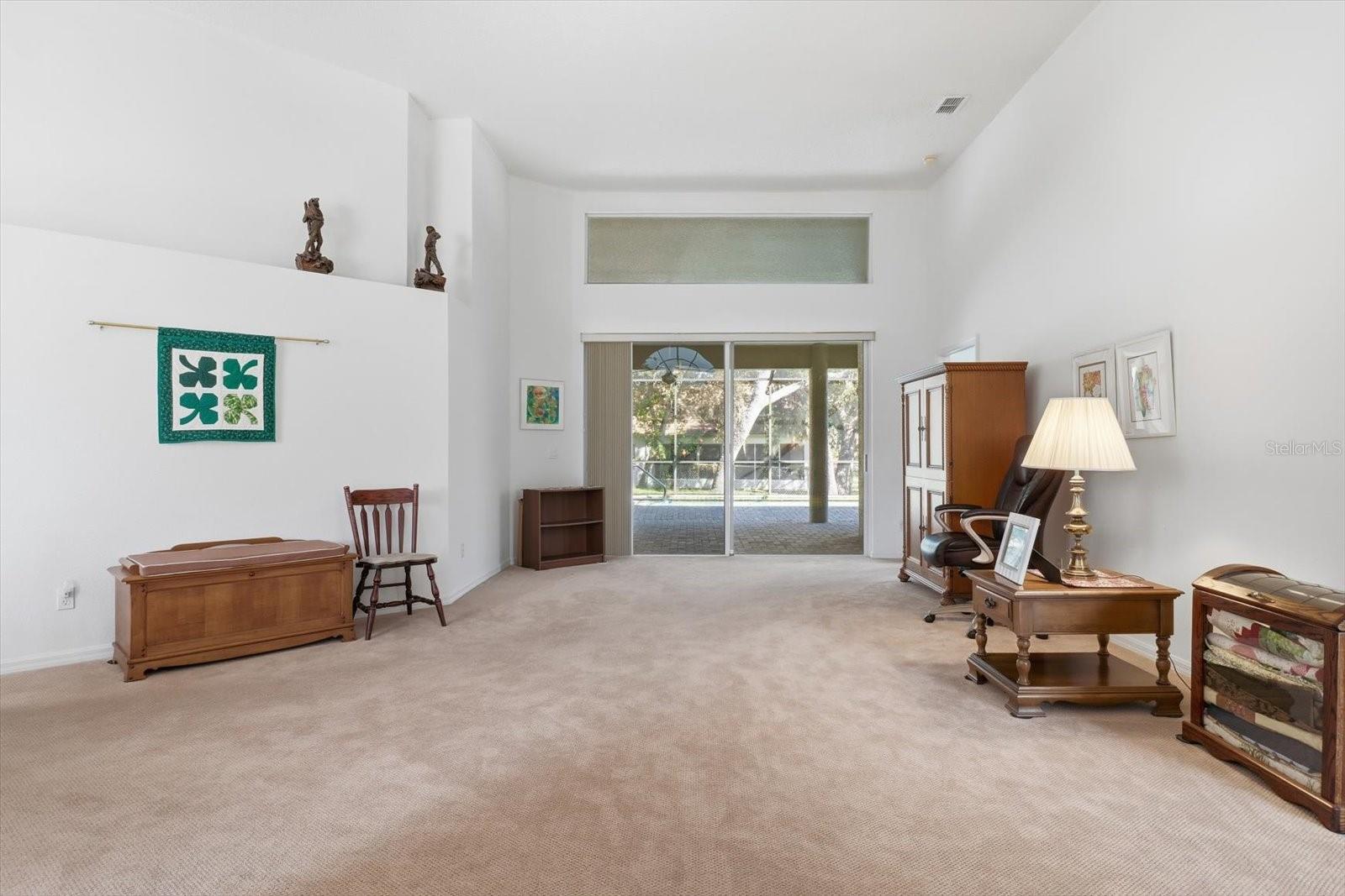 Image 8 of 48 For 63 Youngtree Point