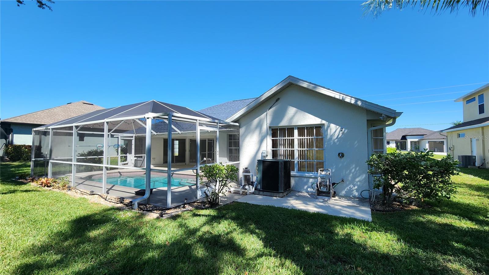 Image 26 of 27 For 692 Rotonda Circle