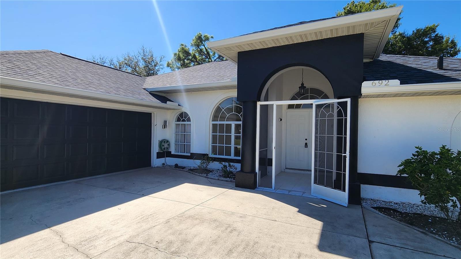 Image 3 of 27 For 692 Rotonda Circle