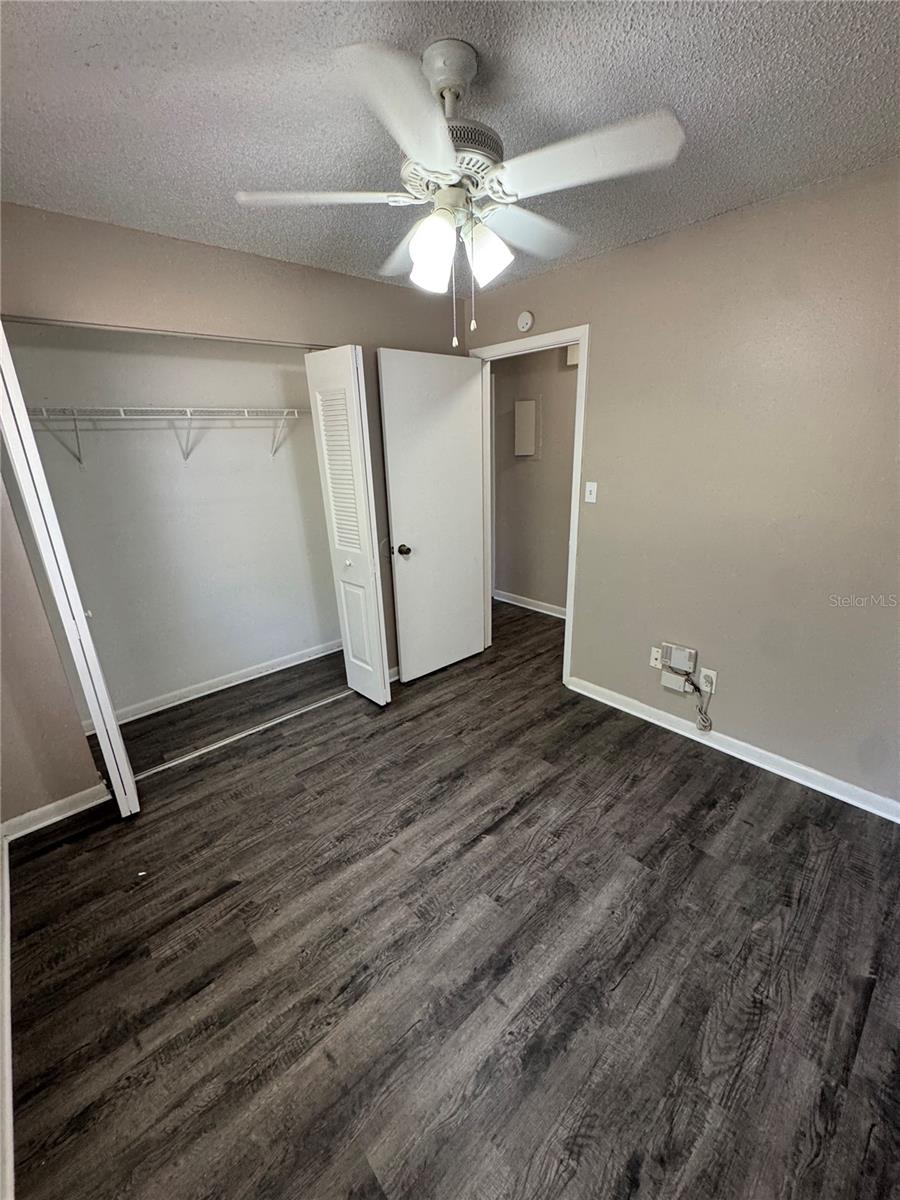 Image 15 of 20 For 8622 Woodridge Road