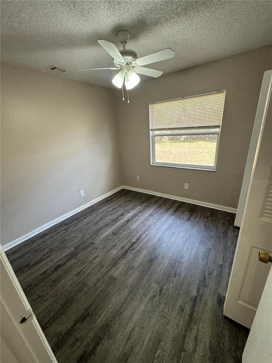 Image 16 of 20 For 8622 Woodridge Road