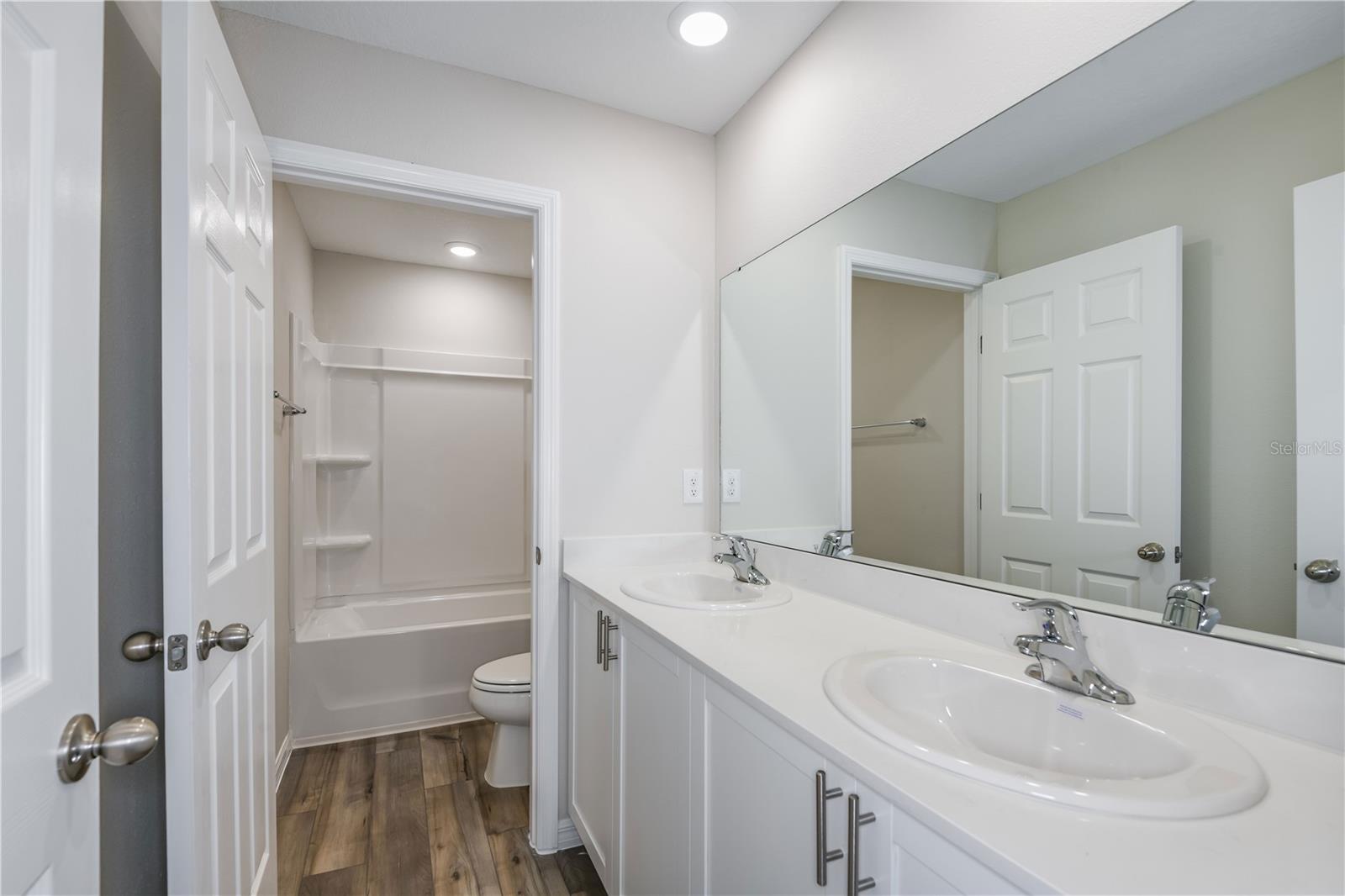 Image 15 of 19 For 3726 King Hill Drive